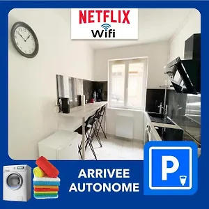 Appartement 023 Chic & Cosy F1 23m2 Hypercentre Wifi Smart Tv Netflix, Saint-Etienne (Loire)